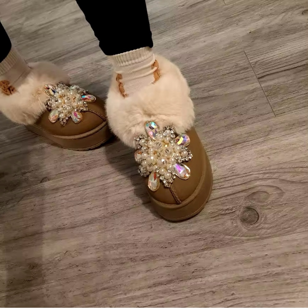 Faux Fur & Rhinestone Slippers - Picture 2 of 4